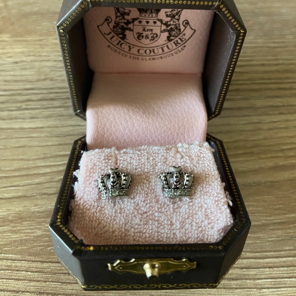 Juicy Couture Puffed Crown Stud Earrings